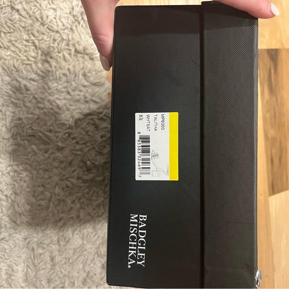 Badgley Mischka Talitha White Satin Heel - Picture 3 of 4